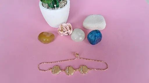[BR-009-142] Gold pendant style bracelet
