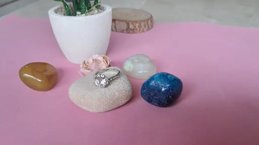 [S10-39] Round diamond ring