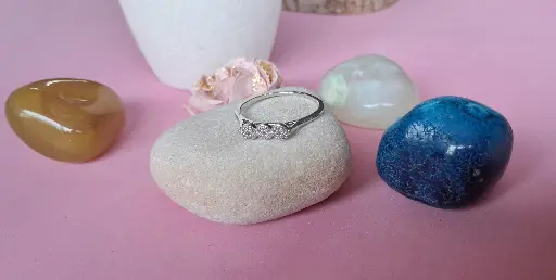 [S15-55] 3 diamond ring